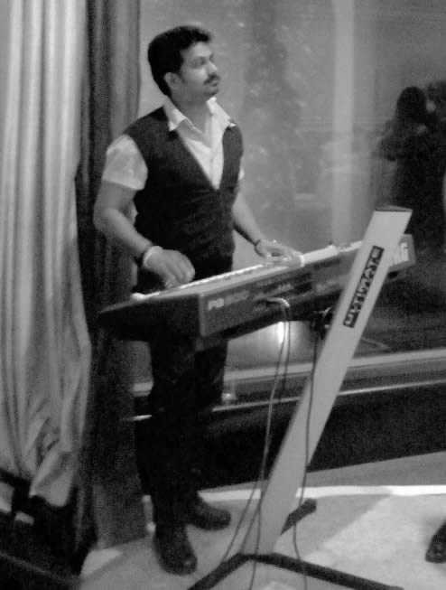 indian keyboard player bikaner